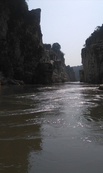 Osho's Marble Rock River, Bheda Ghat, Jabalpur - 20181024